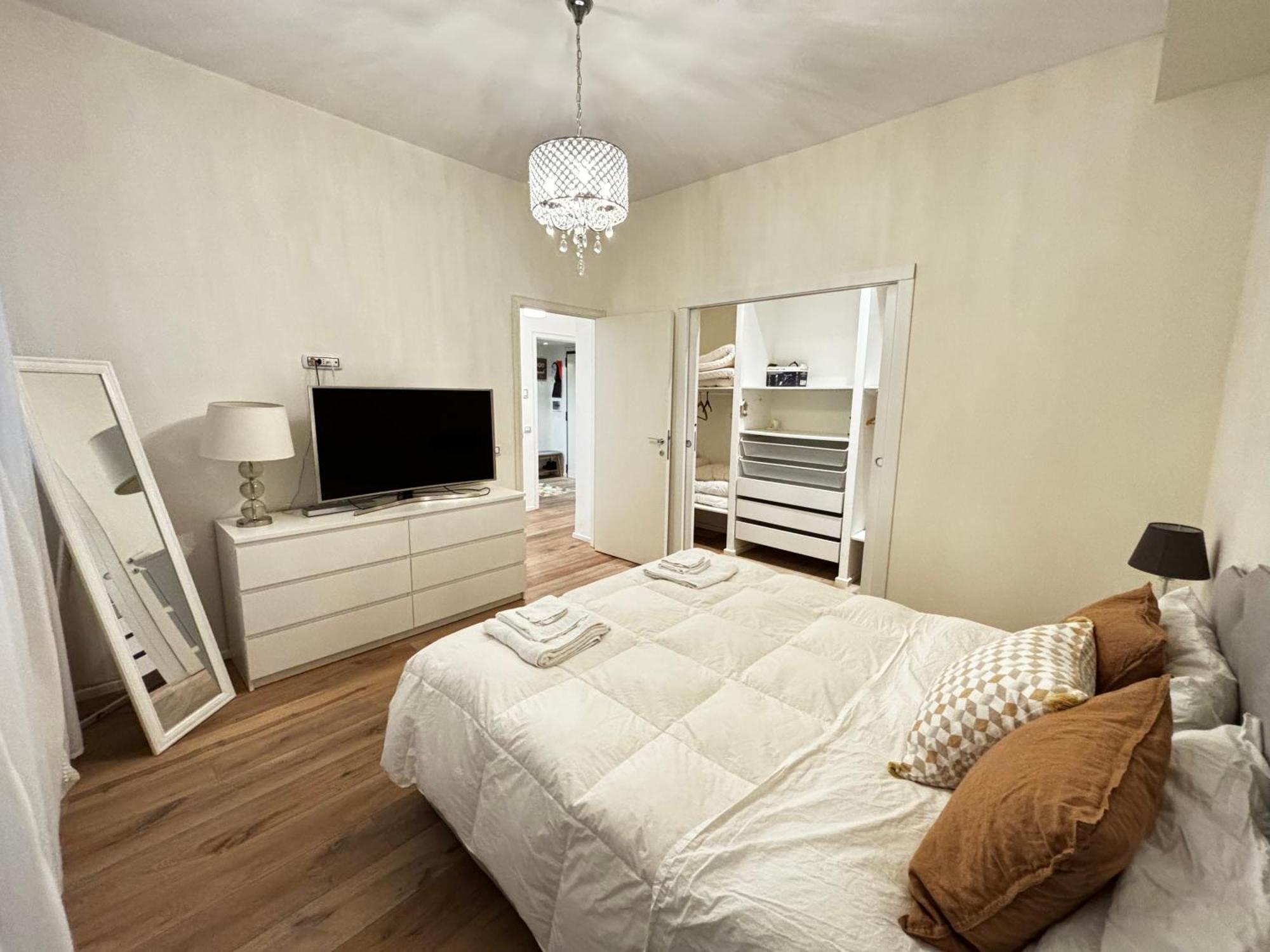 Cozy Flat With Terrace Apartment *